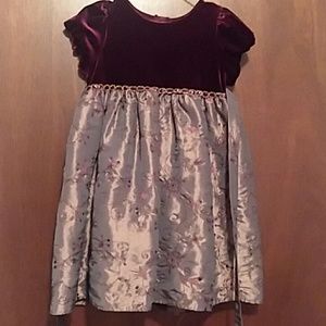Girls dress